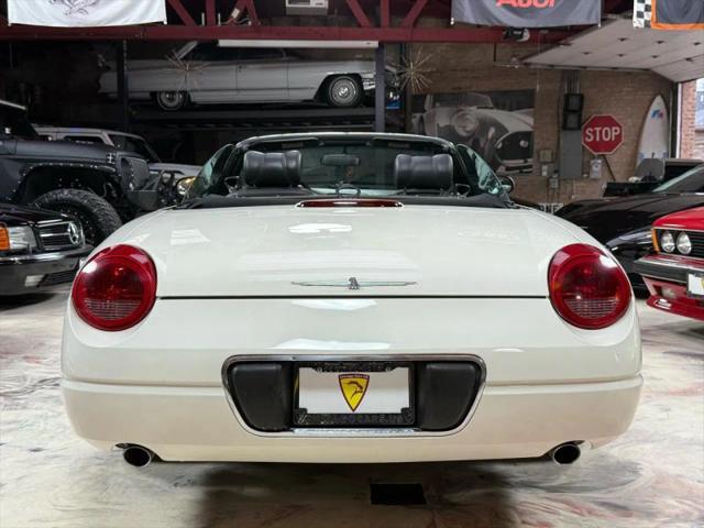 2002 Ford Thunderbird Base