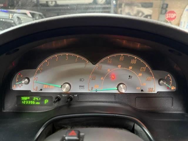 2002 Ford Thunderbird Base