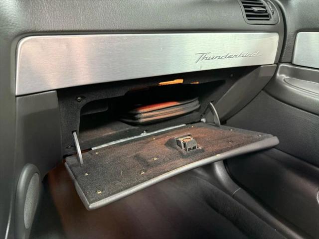 2002 Ford Thunderbird Base