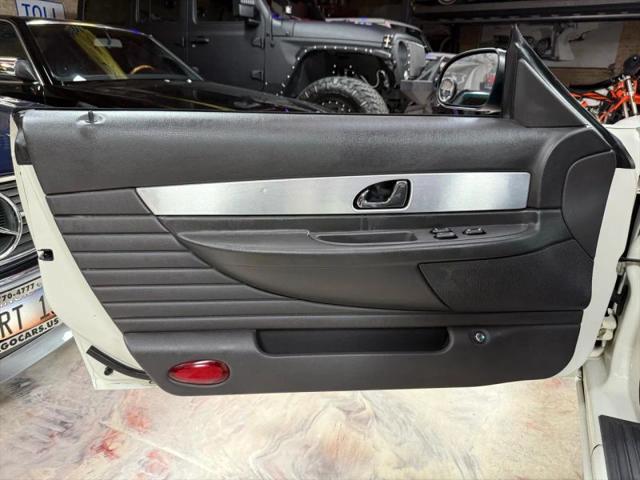 2002 Ford Thunderbird Base