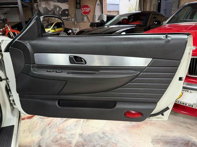 2002 Ford Thunderbird Base