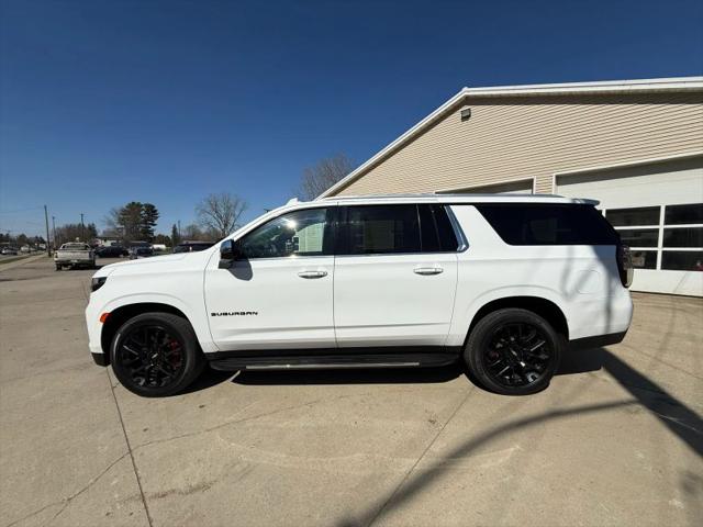 2022 Chevrolet Suburban 4WD Premier