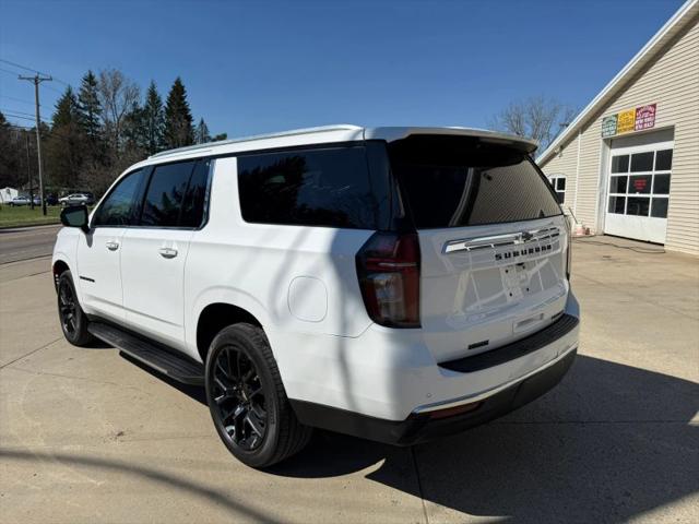 2022 Chevrolet Suburban 4WD Premier