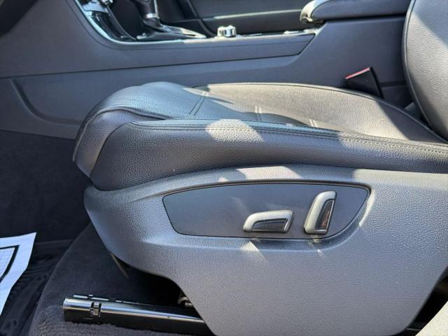 2012 Volkswagen Touareg VR6 Sport