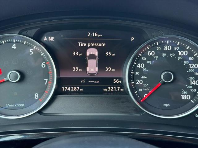 2012 Volkswagen Touareg VR6 Sport