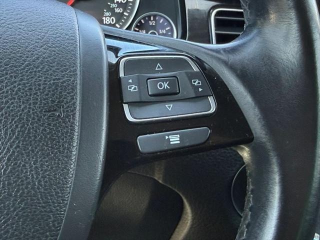 2012 Volkswagen Touareg VR6 Sport