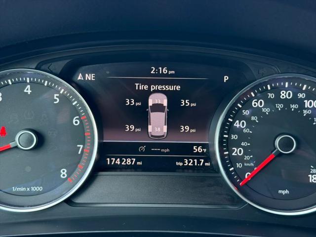2012 Volkswagen Touareg VR6 Sport
