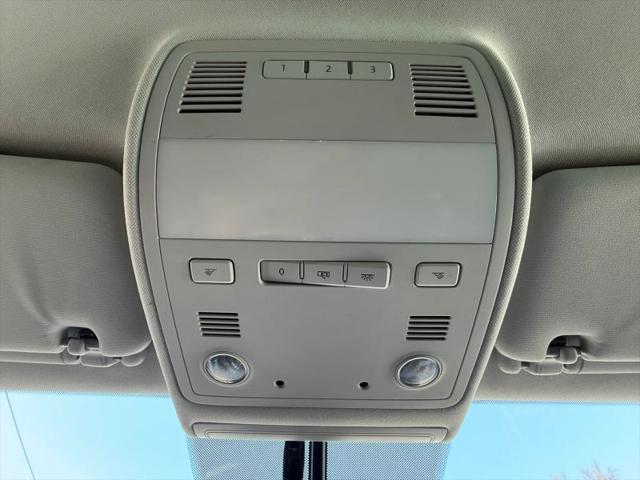 2012 Volkswagen Touareg VR6 Sport