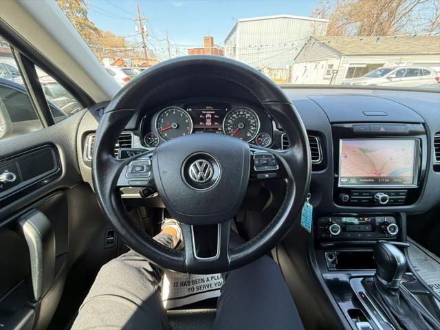 2012 Volkswagen Touareg VR6 Sport