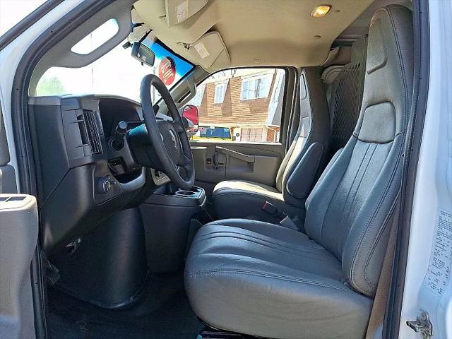2021 Chevrolet Express Cargo Van RWD 2500 Regular Wheelbase WT