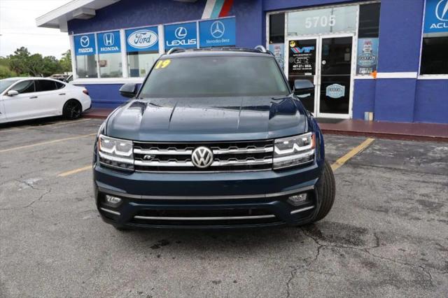 2019 Volkswagen Atlas 3.6L V6 SE w/Technology R-Line
