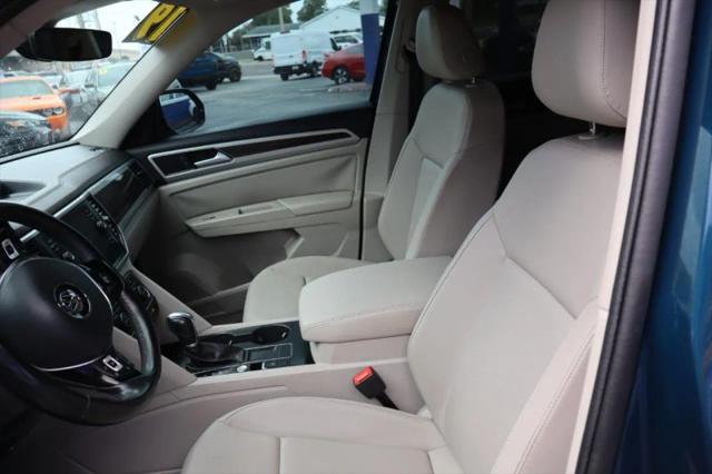 2019 Volkswagen Atlas 3.6L V6 SE w/Technology R-Line