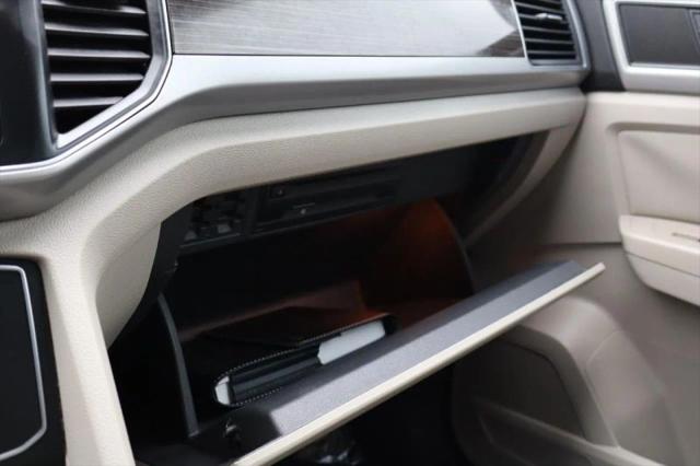 2019 Volkswagen Atlas 3.6L V6 SE w/Technology R-Line