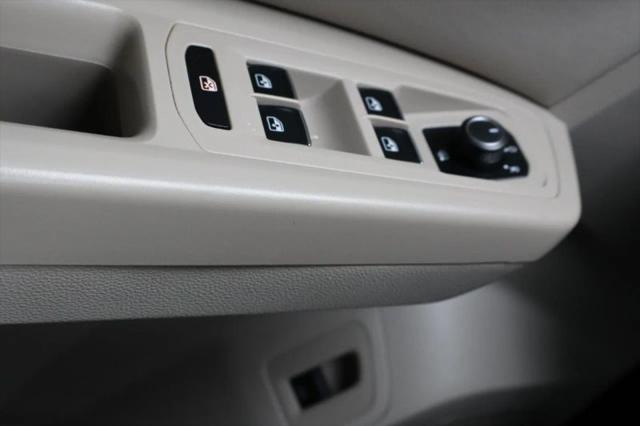 2019 Volkswagen Atlas 3.6L V6 SE w/Technology R-Line