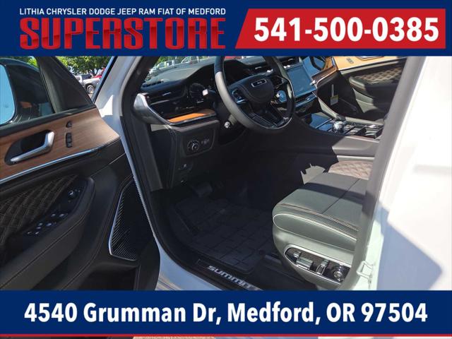 2026 Jeep Grand Cherokee Summit