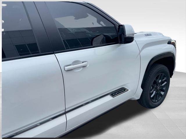 2026 Toyota Tundra Platinum Hybrid CrewMax 5.5' Bed