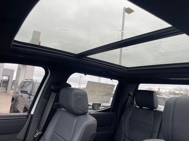 2026 Toyota Tundra Platinum Hybrid CrewMax 5.5' Bed