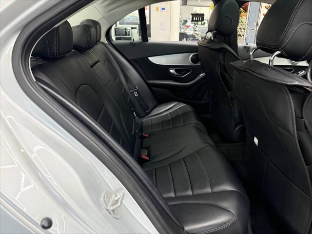 2015 Mercedes-Benz C-CLASS C 300 C 300 4MATIC AWD 4dr Sedan