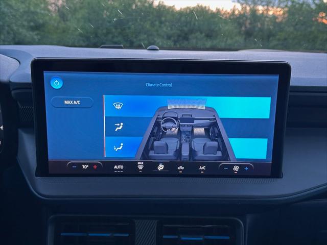 2026 Ford Maverick Lobo Standard