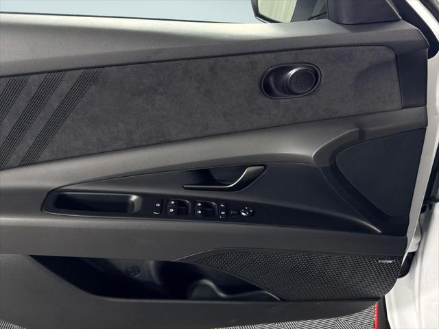 2026 Hyundai Elantra Base