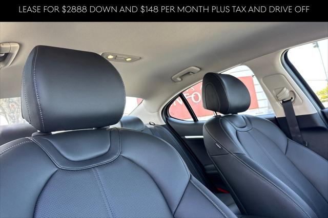 2026 Genesis G70 2.5T RWD
