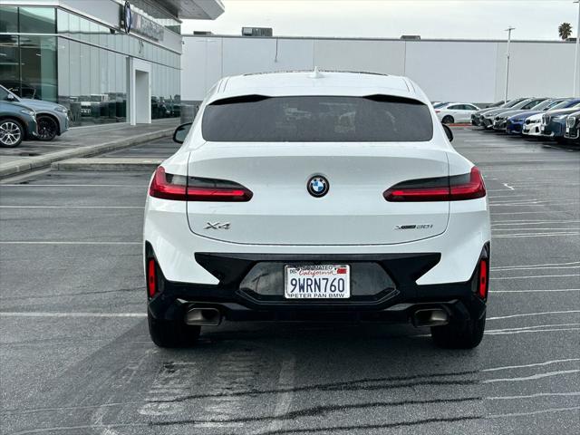 2025 BMW X4 xDrive30i