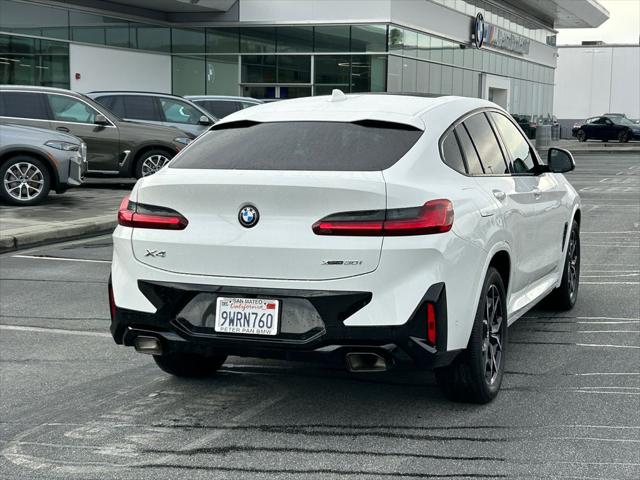 2025 BMW X4 xDrive30i