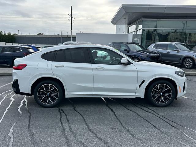 2025 BMW X4 xDrive30i