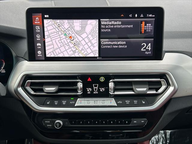 2025 BMW X4 xDrive30i
