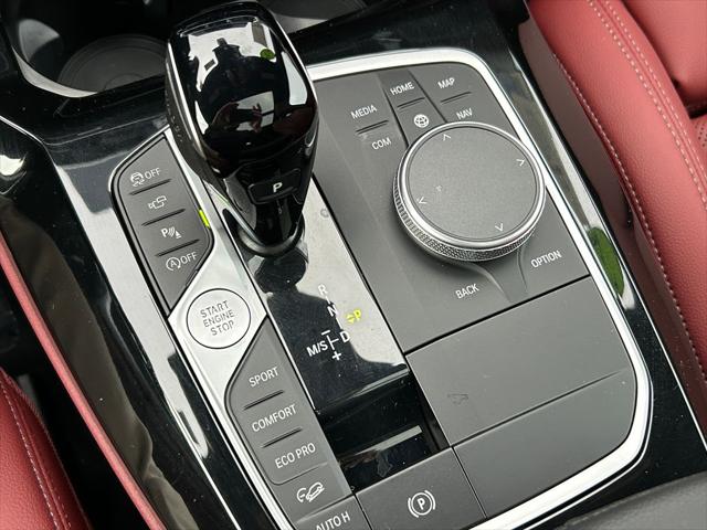 2025 BMW X4 xDrive30i