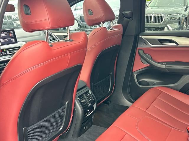2025 BMW X4 xDrive30i