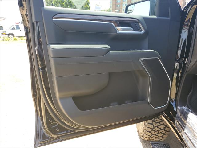 2026 Chevrolet Silverado 1500 4WD Crew Cab Short Bed RST