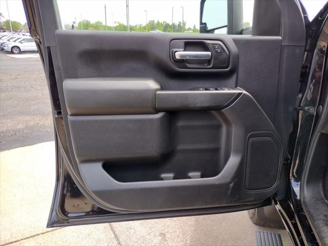 2020 Chevrolet Silverado 2500HD 4WD Crew Cab Standard Bed Custom