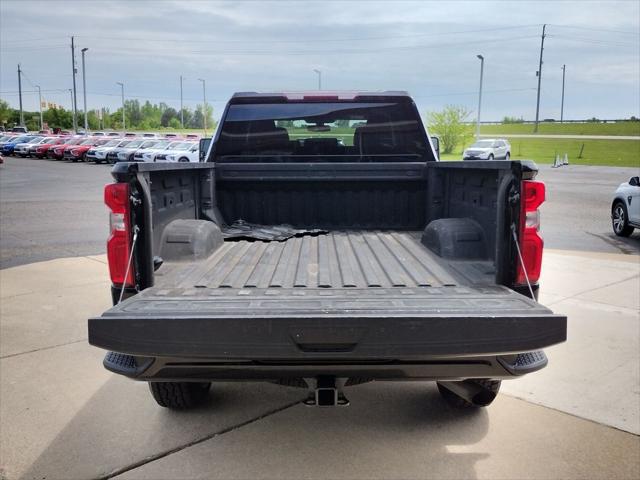 2020 Chevrolet Silverado 2500HD 4WD Crew Cab Standard Bed Custom