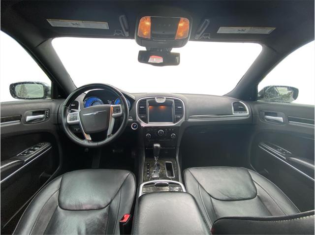 2012 Chrysler 300 300 Sedan 4D