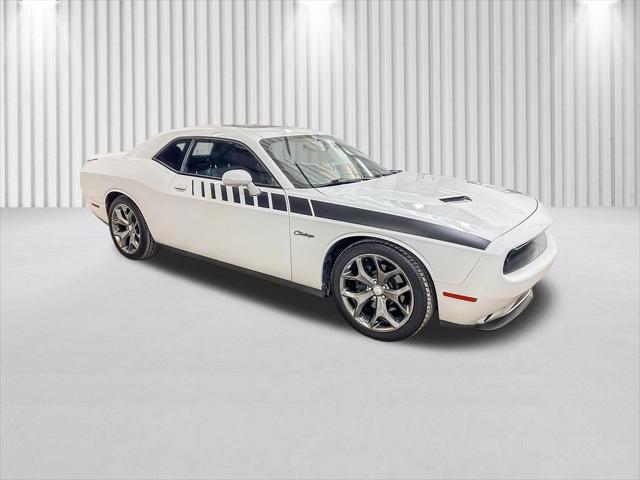 2016 Dodge Challenger SXT 2016 Dodge Challenger SXT