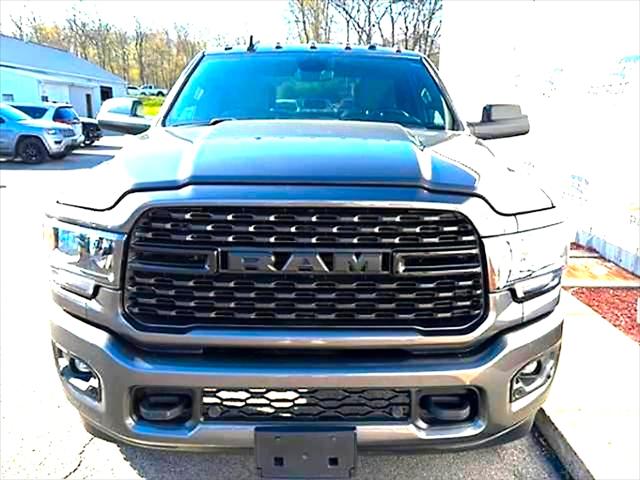 2022 RAM 2500 Big Horn Crew Cab 4x4 64 Box 2022 RAM 2500 Big Horn Crew Cab 4x4 64 Box