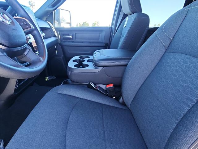 2026 Ram 2500 Tradesman Crew Cab 4x4 64 Box