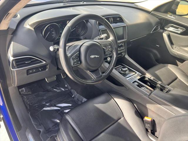 2019 Jaguar F-PACE 25t Premium