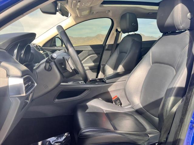 2019 Jaguar F-PACE 25t Premium