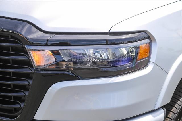 2026 Ram 1500 Laramie Crew Cab 4x4 57 Box