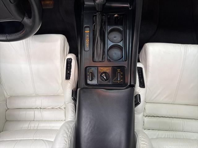 1993 Chevrolet Corvette 2dr Coupe Hatchback