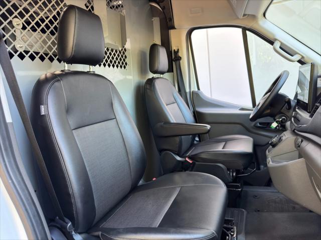 2022 Ford E-Transit-350 Cargo Van Unknown