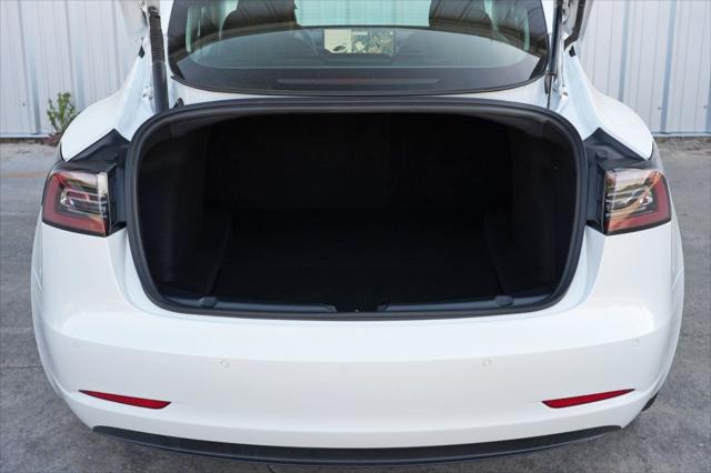 2021 Tesla Model 3 Standard Range Plus Rear-Wheel Drive