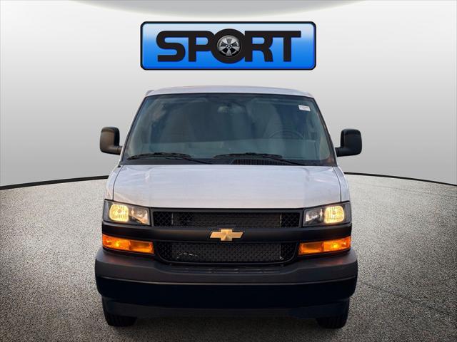 2026 Chevrolet Express Cargo Van 2500 Regular Wheelbase, WT, RWD