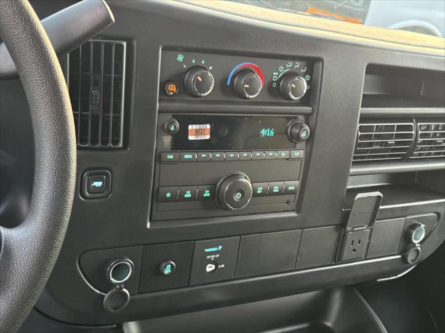 2026 Chevrolet Express Cargo Van 2500 Regular Wheelbase, WT, RWD