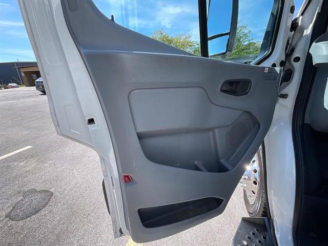 2019 Ford Transit Cutaway Unknown
