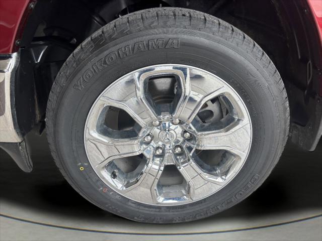 2020 Ram 1500 Big Horn Crew Cab 4x4 5'7" Box