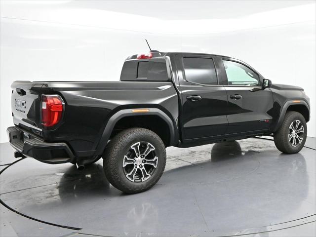 2025 GMC Canyon 4WD AT4
