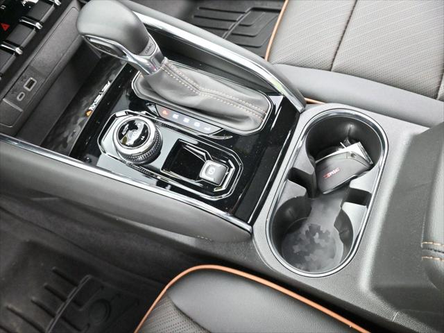 2025 GMC Canyon 4WD AT4